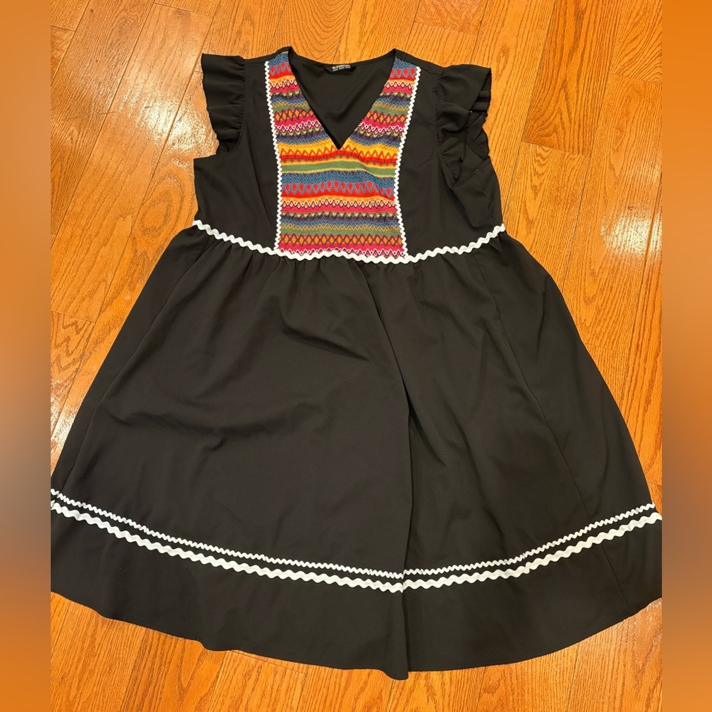Black Embroidered V-Neck Sleeveless Dress